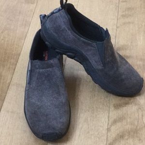 Men’s Merrell slip on shoes, brown canvas, size 9